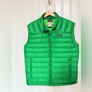 Patagonia Vibrant Green Quilted Vest medium